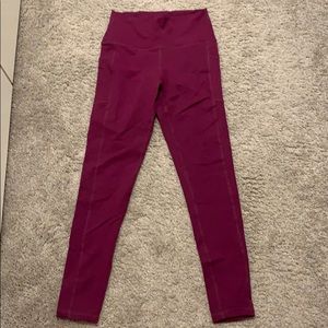 Buff Bunny pocket Leggings in Açaí